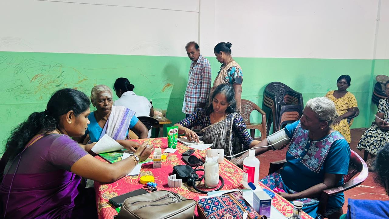 17medicalcamp1